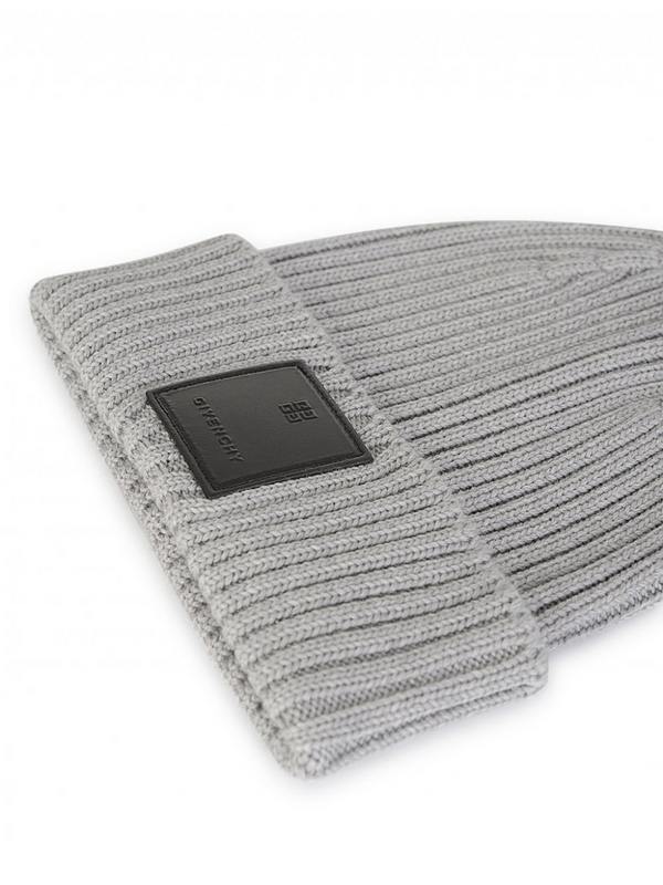 GIVENCHY PATCH LOGO RIBBED BEANIE GREY